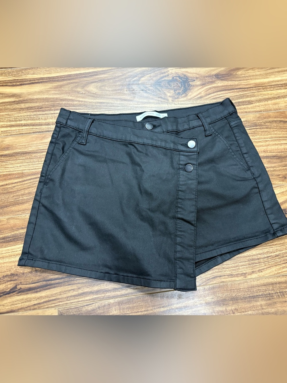 Altar’d State black asymmetrical wrap-style skort with button details, large